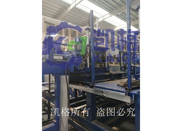 巖棉板整套生產(chǎn)線用減速機(jī)7