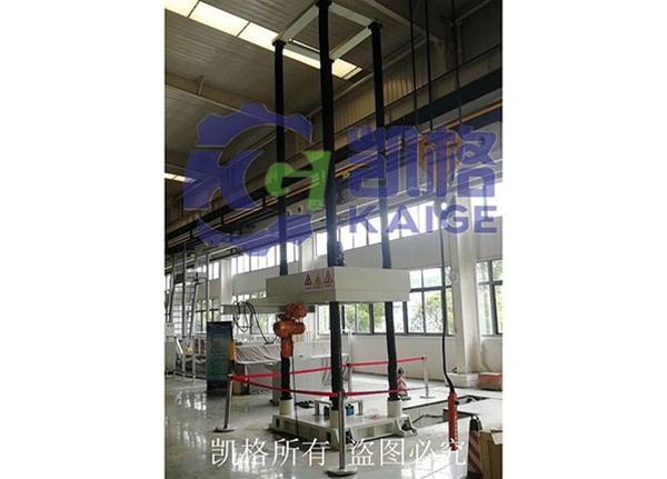 中航飛機起落架油缸磨損實驗架2